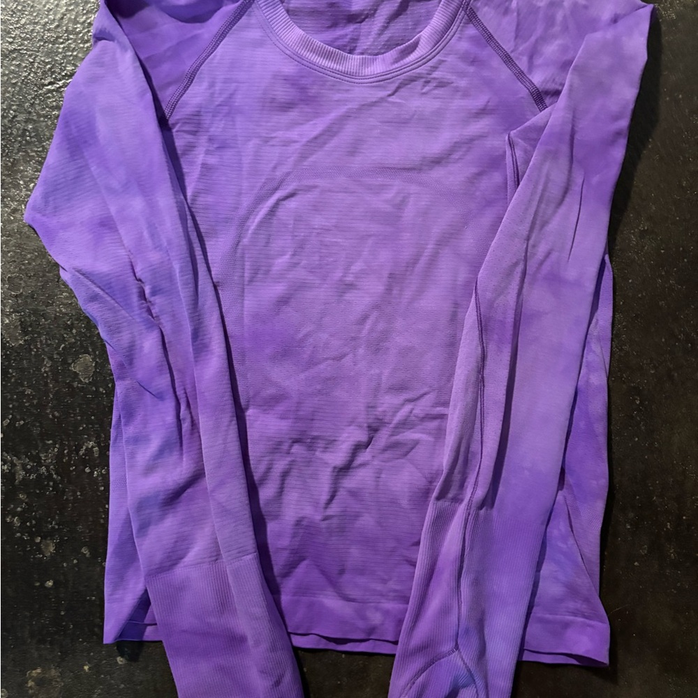 Lululemon Swiftly Tech size 4 Purple Long Sleeve Women's Top